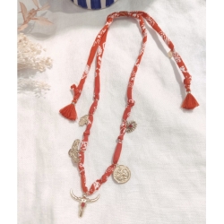 COLLIER BANDANA ROUGE TAUREAU