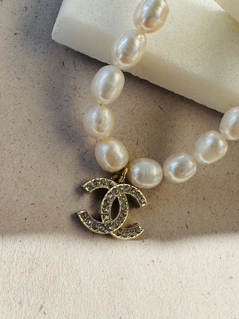 COLLIER TWICE SYMBOLE PERLES